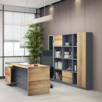 辦公室裝修定制柜子還是現(xiàn)場木工做